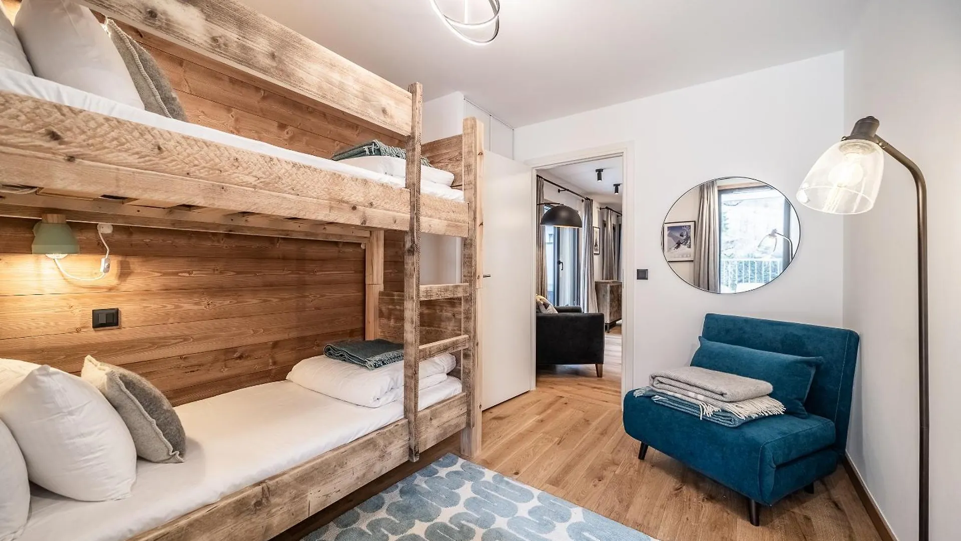 Apartment Aubretia, Les Houches - By Emerald Stay