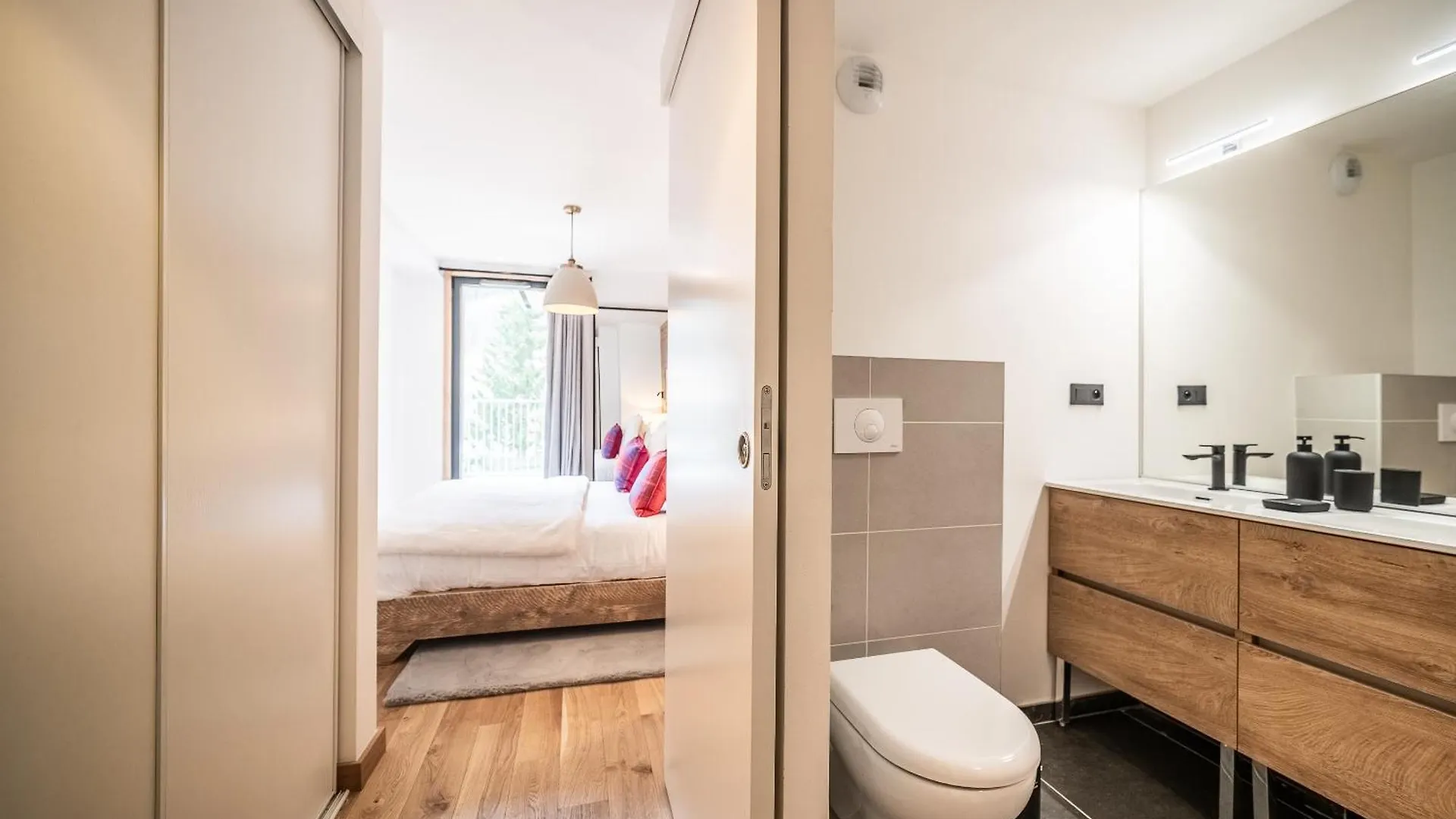 Apartment Aubretia, Les Houches - By Emerald Stay
