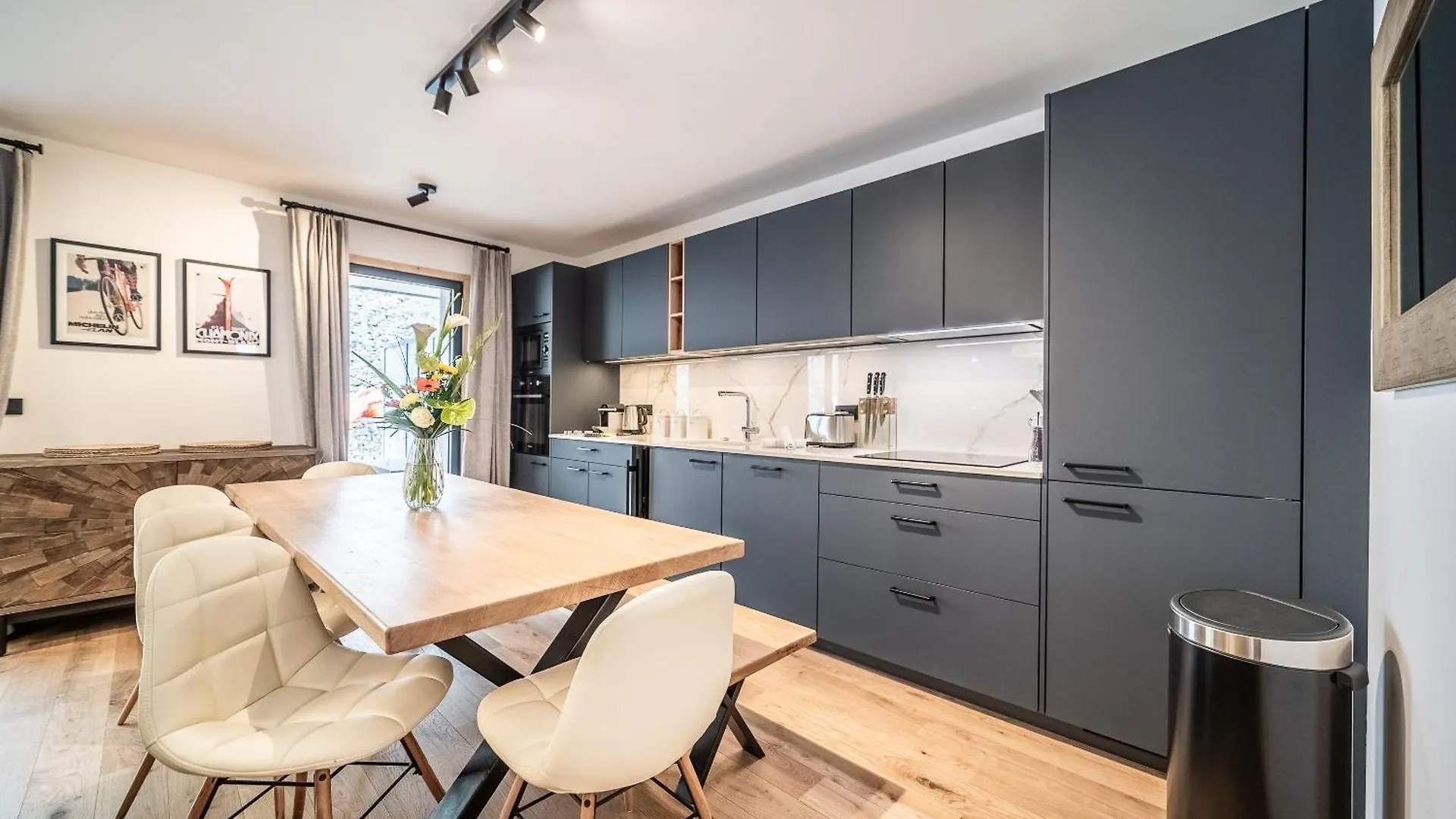 Apartment Aubretia, Les Houches - By Emerald Stay