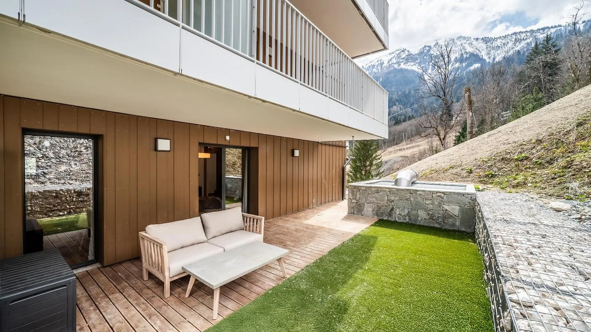 Apartment Aubretia, Les Houches - By Emerald Stay